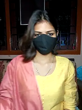 Isha Sax online show from October 3, 5:18 pm