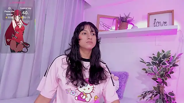 niia7 online show from April 21, 7:43 pm