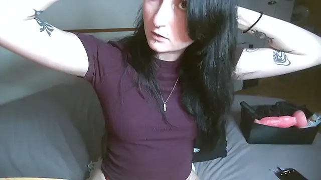 Violett3333 online show from December 20, 5:39 pm