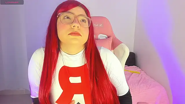 lizy portman online show from April 19, 1:27 am