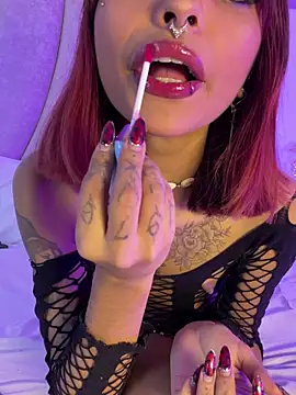 AnnahiBaker online show from March 4, 10:27 pm