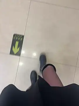 xiaoyuan01 online show from April 21, 4:08 am