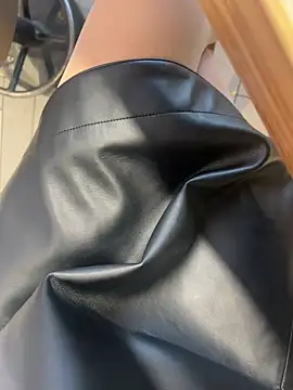 xiaoyuan01 online show from April 24, 4:37 am