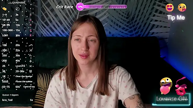 ChristyCrayme online show from April 24, 10:23 pm