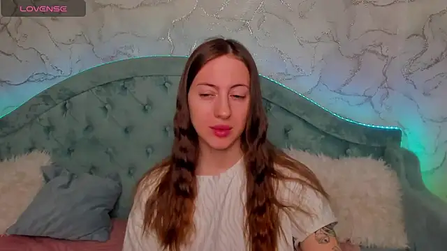 ChristyCrayme online show from February 3, 10:23 pm