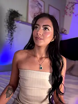 im-isabella online show from September 19, 11:04 pm