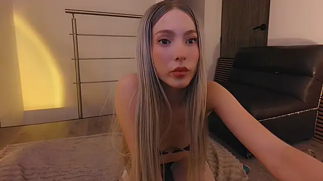 Lili Cherry online show from November 16, 10:32 pm