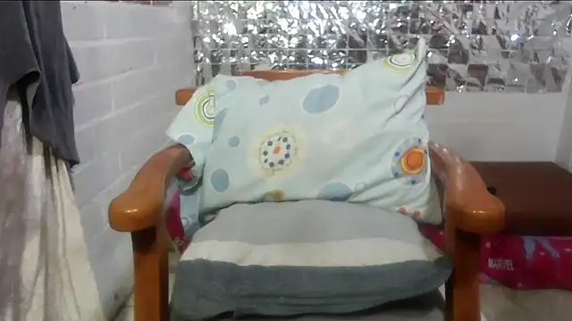 rose-crystal online show from November 22, 11:40 pm