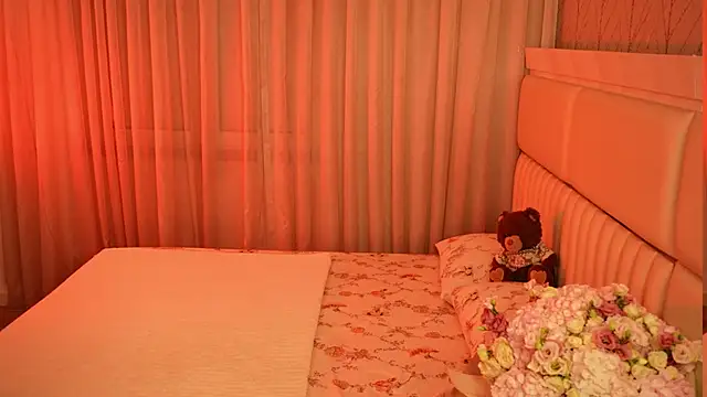 LiaGotti online show from April 27, 7:33 pm