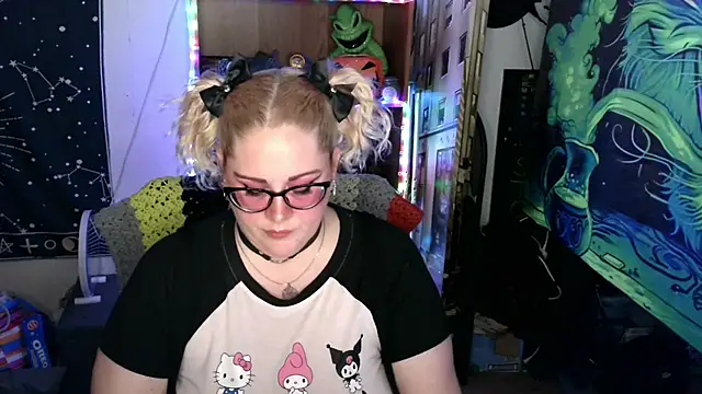 Kinky Witch online show from April 17, 4:31 pm