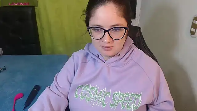 KrystalAdams online show from April 23, 12:40 pm