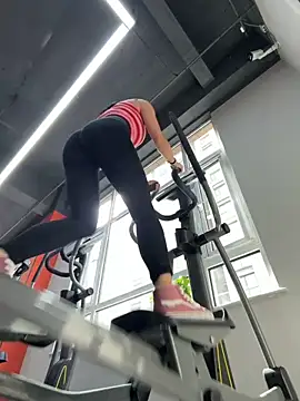 Ninazhang online show from March 3, 5:24 am