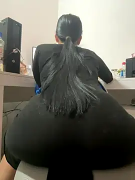 Azahara Arabic online show from September 12, 12:12 pm