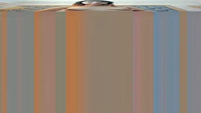 Snapshot of juliette_pretty_ chatting on October 10, 7:19 pm juliette pretty online show from October 10, 7:19 pm