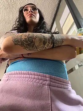 SALOME KORLAND online show from April 10, 8:04 pm