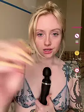 seeunexttuesday online show from June 15, 3:40 am