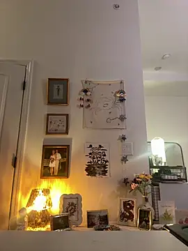 seeunexttuesday online show from April 11, 6:22 pm