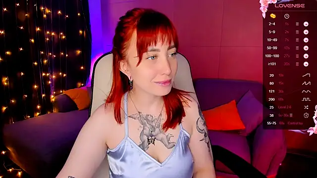 Snapshot of deboramoore chatting on September 11, 2:23 am deboramoore online show from September 11, 2:23 am