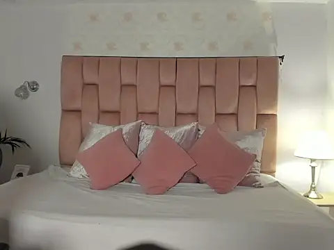 anabelle clark online show from April 21, 4:25 pm