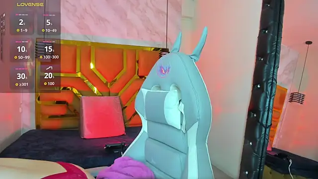 Luciifeer  online show from April 2, 7:11 pm