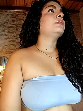 Yassy vazquez online show from April 27, 7:44 pm