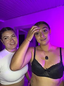 nicolexxaleja online show from April 25, 11:35 pm