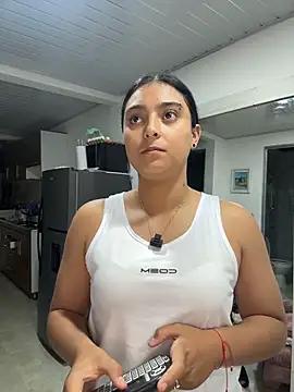 nicolexxaleja online show from February 14, 1:18 am