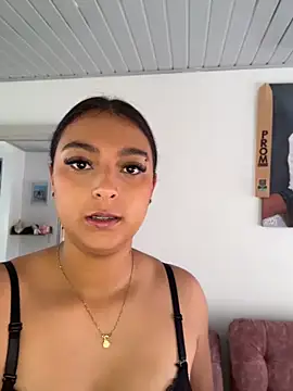 nicolexxaleja online show from April 21, 2:24 pm