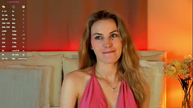 YungTessa online show from April 21, 6:15 pm