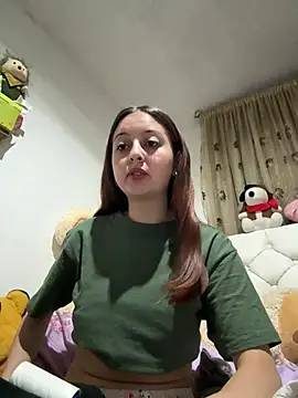 esmeralda diamond69 online show from February 5, 4:37 am