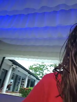 Yessica Lopezz online show from April 25, 1:41 pm