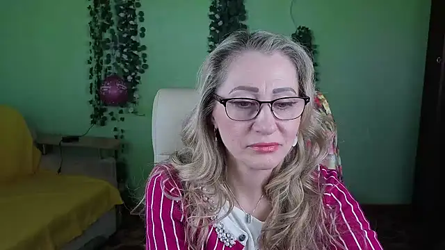 Habibi Honeyy online show from October 3, 4:50 am