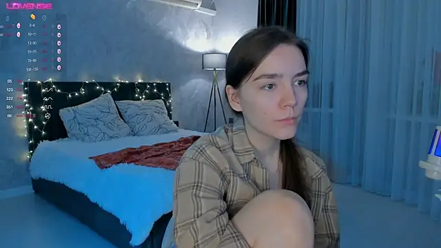 Snapshot of sweete_chantal chatting on October 4, 5:06 pm sweete chantal online show from October 4, 5:06 pm