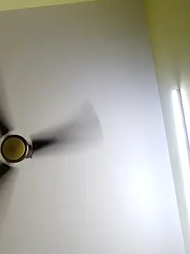 Snapshot of radhika2 chatting on October 31, 5:28 pm radhika2 online show from October 31, 5:28 pm