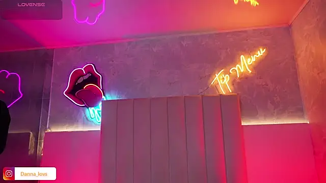 Dannaa Lovs online show from January 16, 1:18 pm