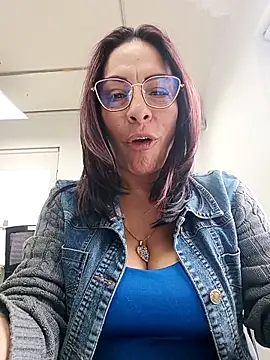 Snapshot of _Kamy_Hot chatting on October 20, 1:25 pm Kamy Hot online show from October 20, 1:25 pm