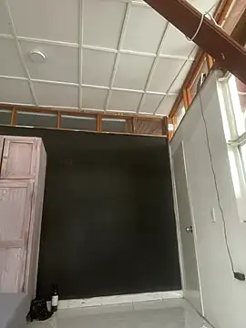 EmilyNoir1 online show from April 21, 9:55 pm