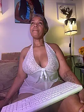 skarlleth 11 online show from February 13, 1:18 am