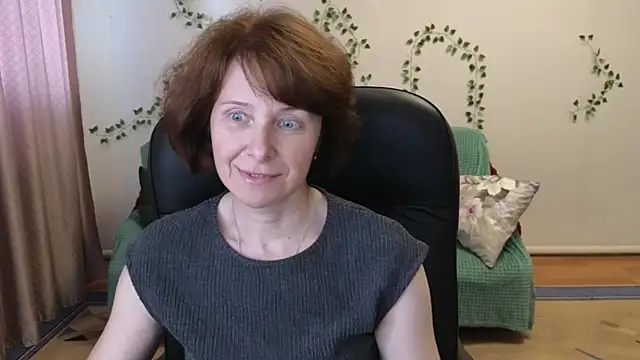 Lia Tito online show from June 1, 12:51 pm