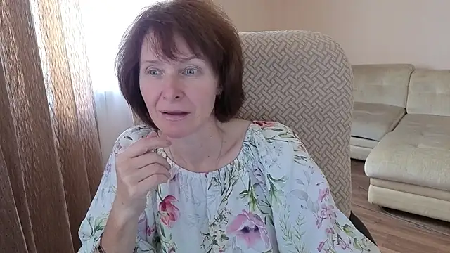 Lia Tito online show from September 16, 12:35 pm