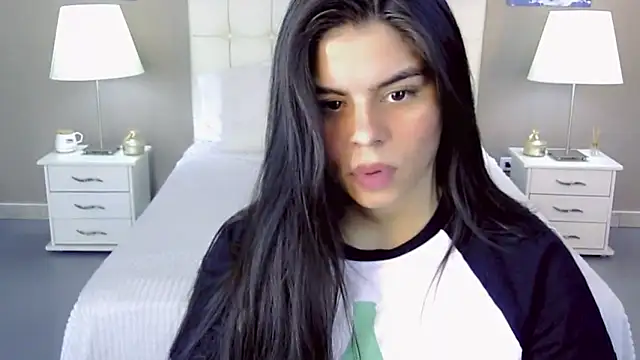 maddissonivanova online show from October 1, 7:41 pm