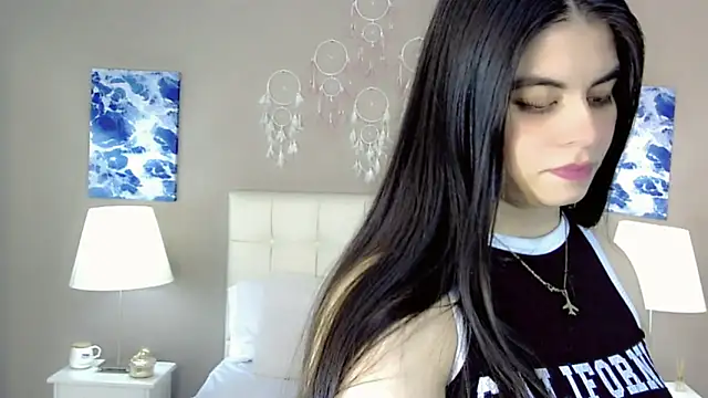 maddissonivanova online show from September 24, 7:13 pm