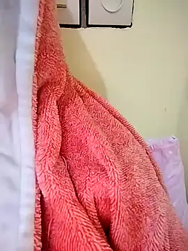 Miss-Lynda online show from March 13, 2:35 am