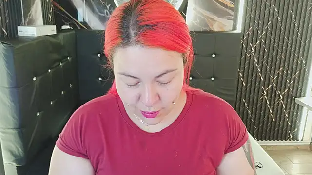 Witch Scarlet online show from April 22, 1:02 am