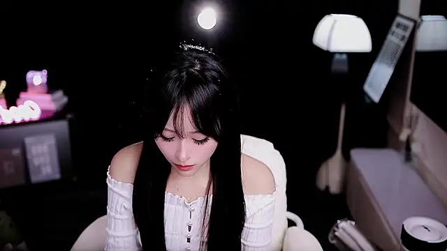 coward by online show from February 5, 11:24 am