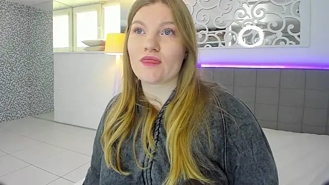 AshleyJoness online show from March 3, 6:19 am