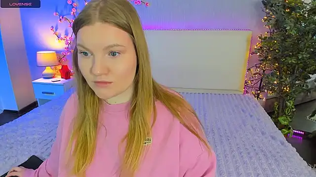 AshleyJoness online show from April 26, 5:05 am