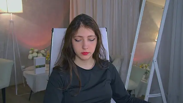 Mary Miiller online show from February 9, 6:37 am