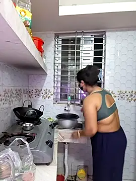 Bristy- online show from April 22, 1:30 pm