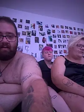 mrandmrsdarkside online show from October 10, 8:47 pm